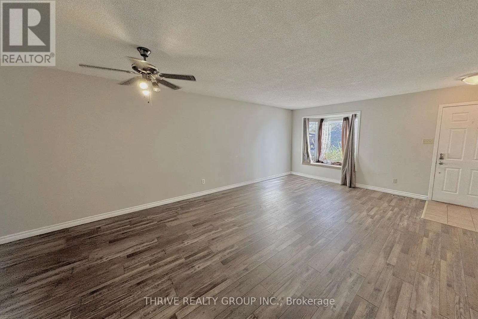 31 DANIELLE CRESCENT