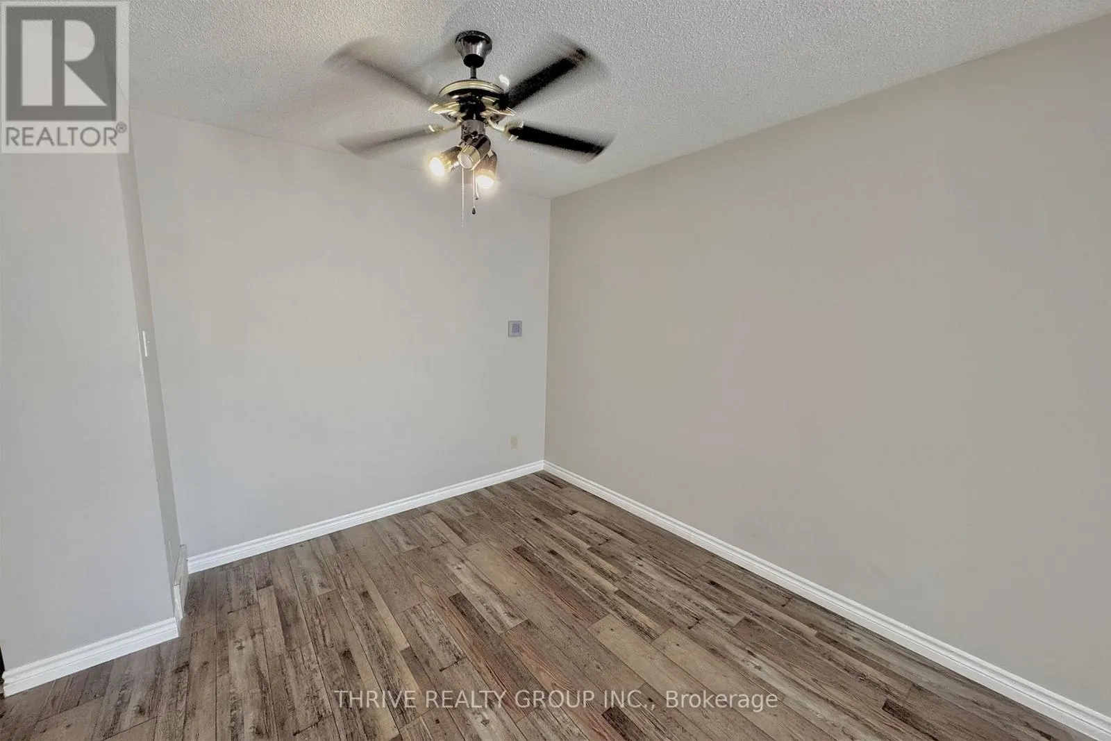 31 DANIELLE CRESCENT