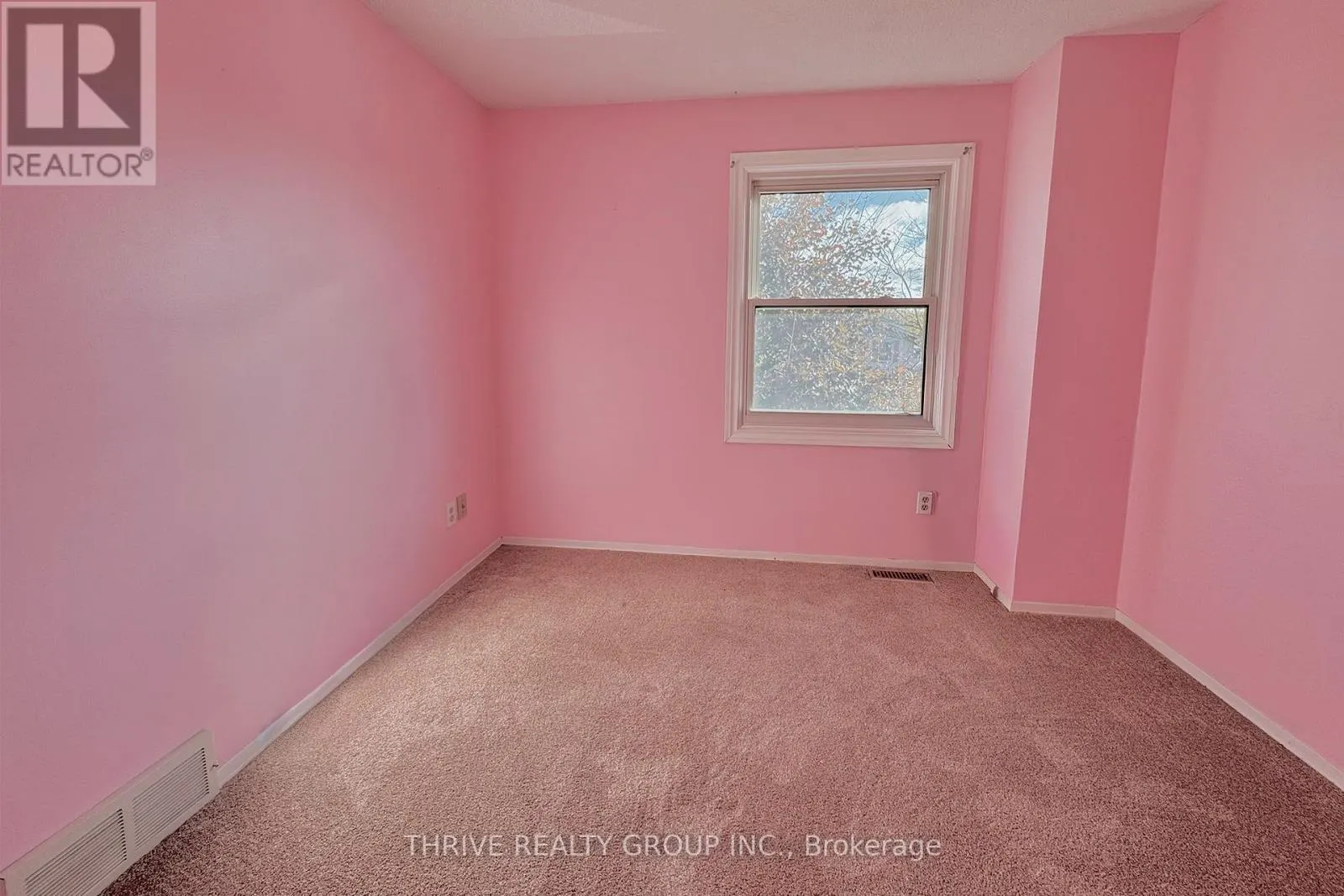 31 DANIELLE CRESCENT
