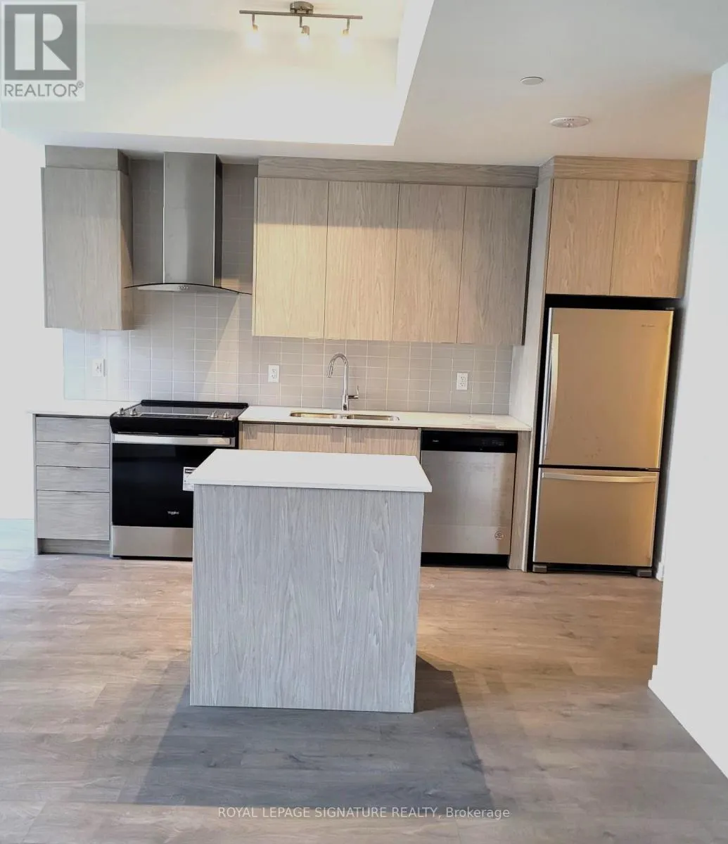 434 - 55 DUKE STREET W