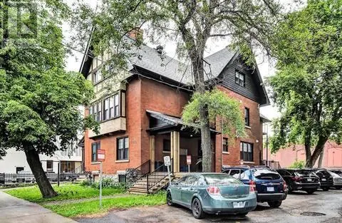 220-222 ARGYLE AVENUE