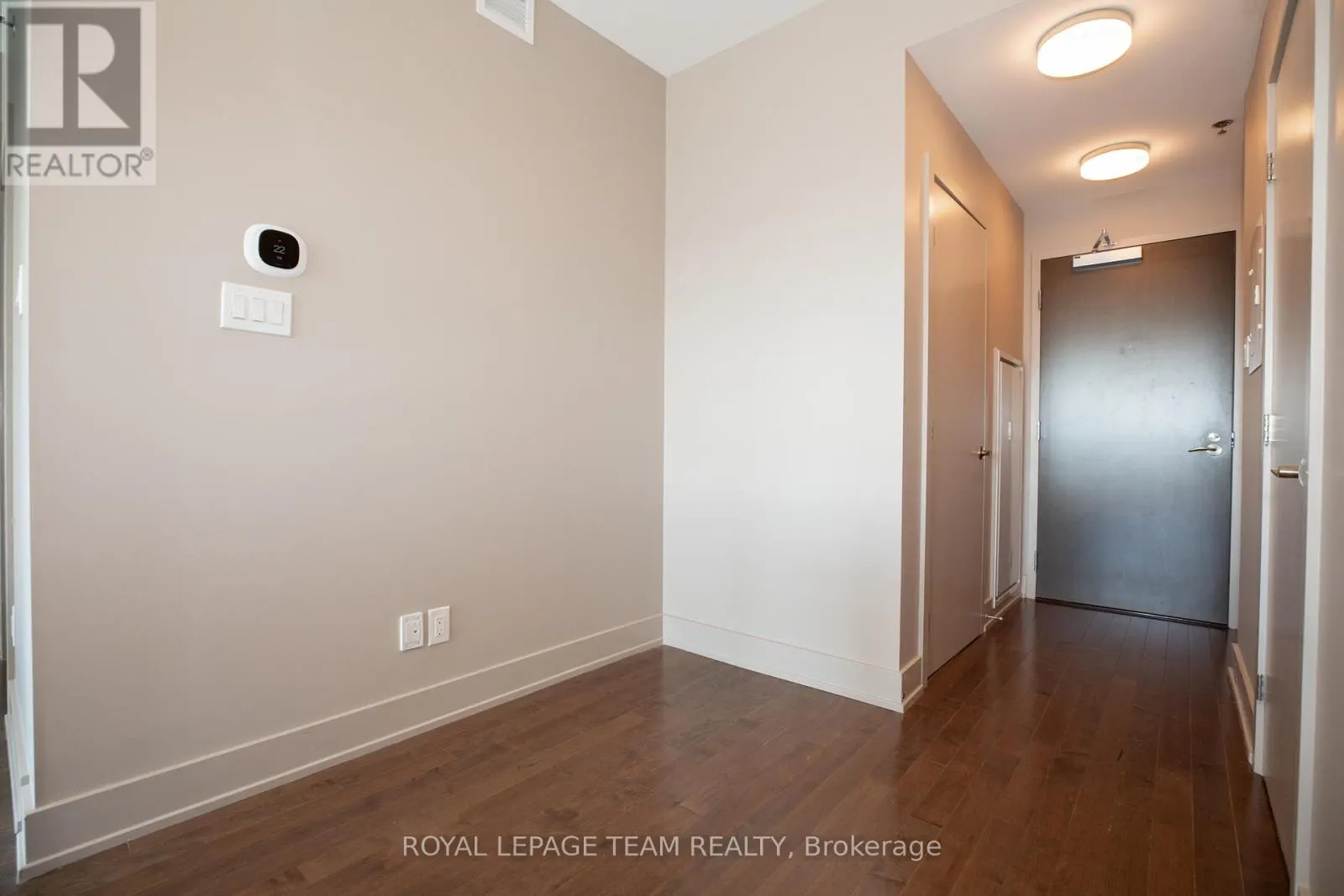 502 - 108 RICHMOND ROAD