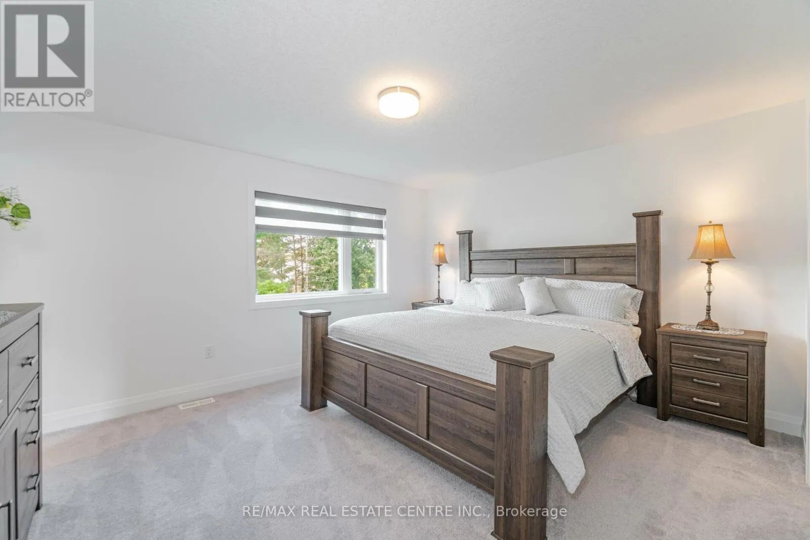 43 FERRIS CIRCLE
