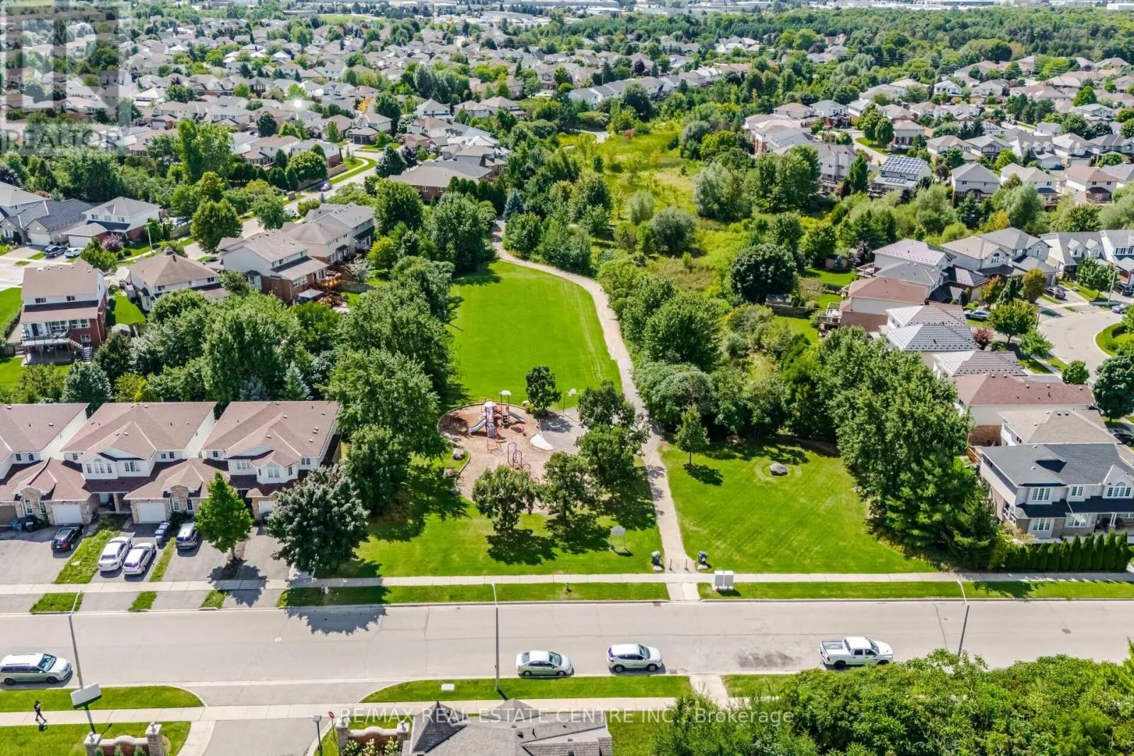 43 FERRIS CIRCLE