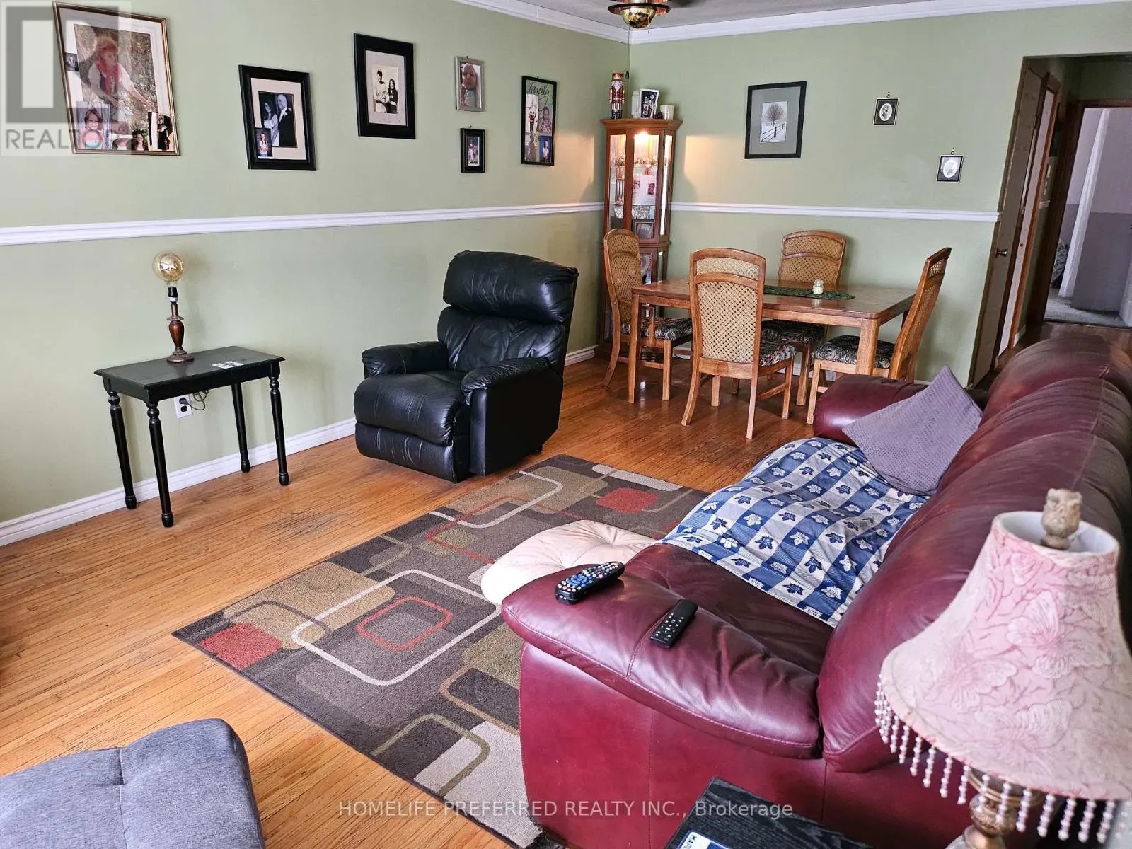 17B BEECHWOOD DRIVE