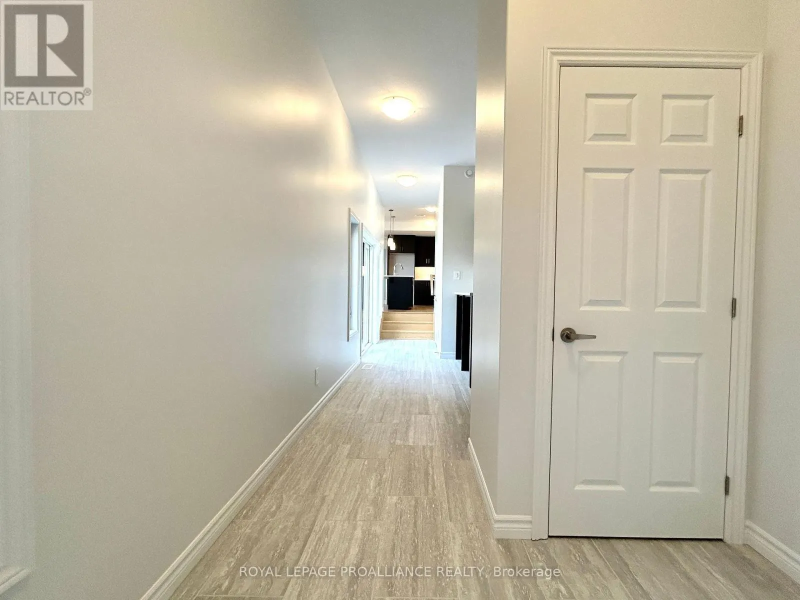12 RIVERSTONE WAY