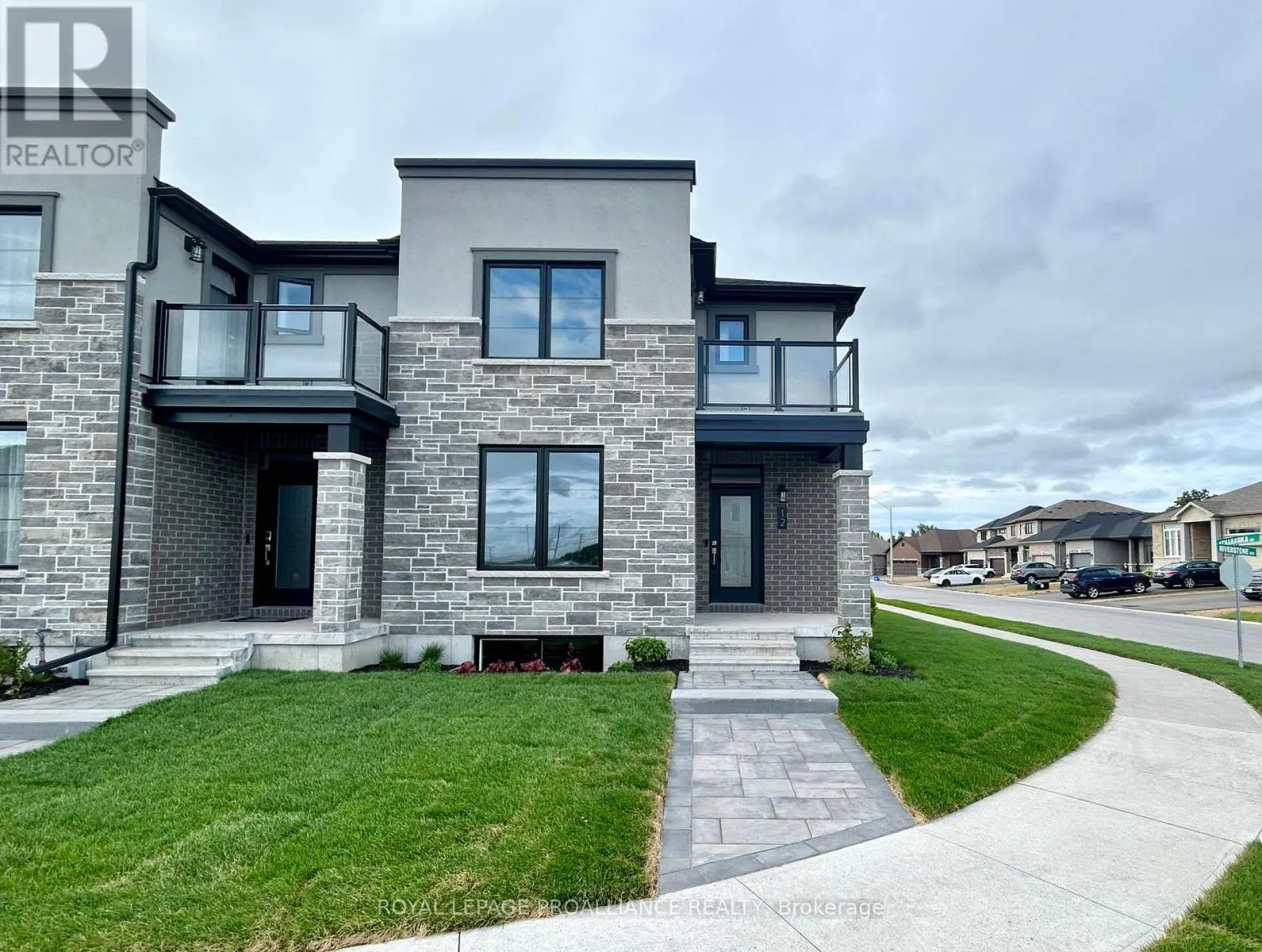 12 RIVERSTONE WAY