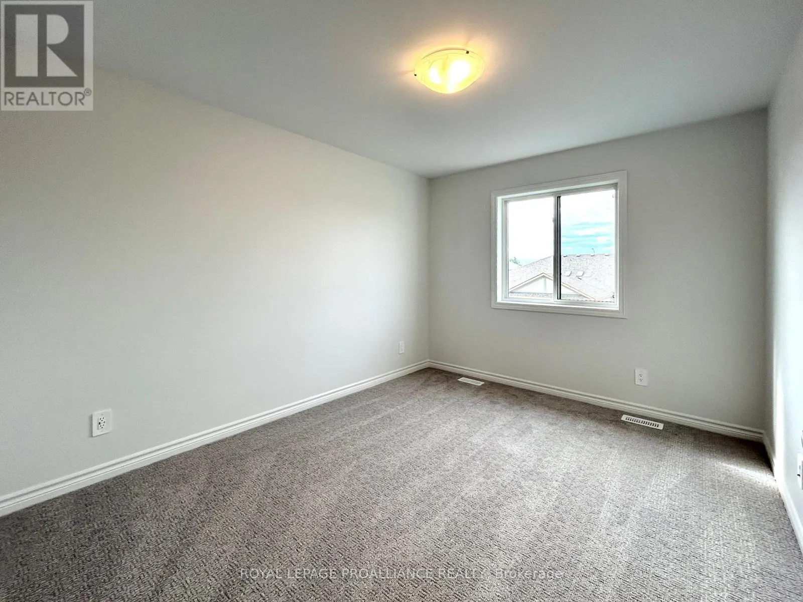 12 RIVERSTONE WAY