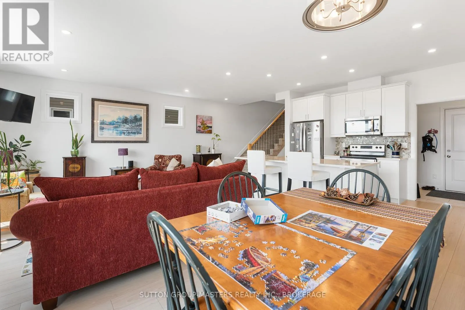 229 SUPERIOR DRIVE