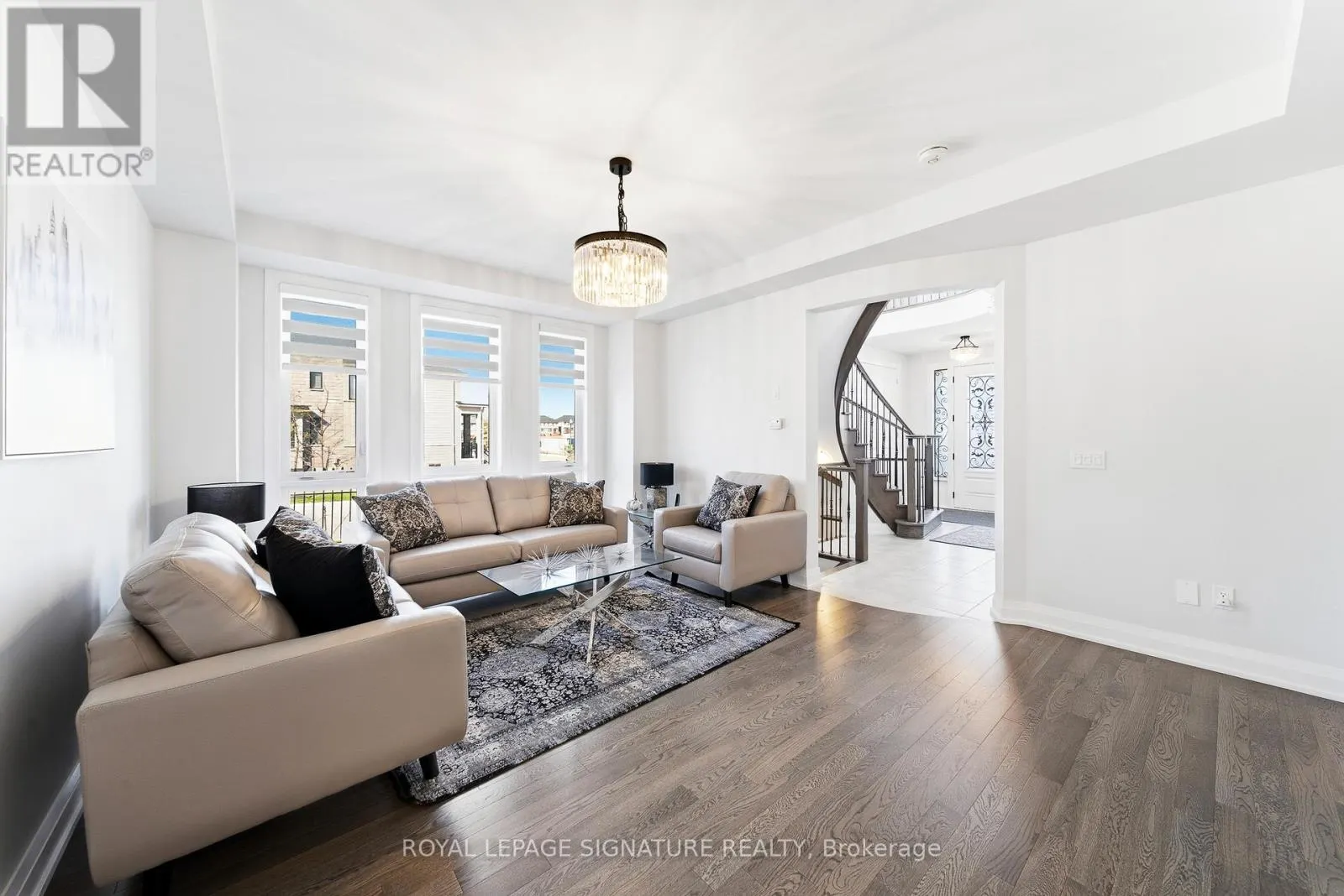 984 CENTENNIAL COURT