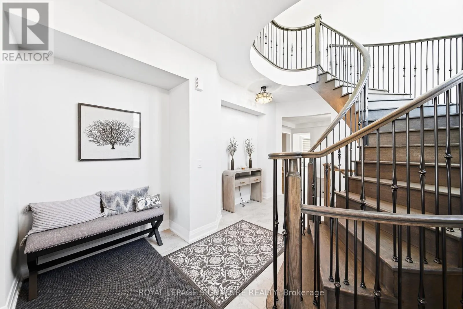 984 CENTENNIAL COURT