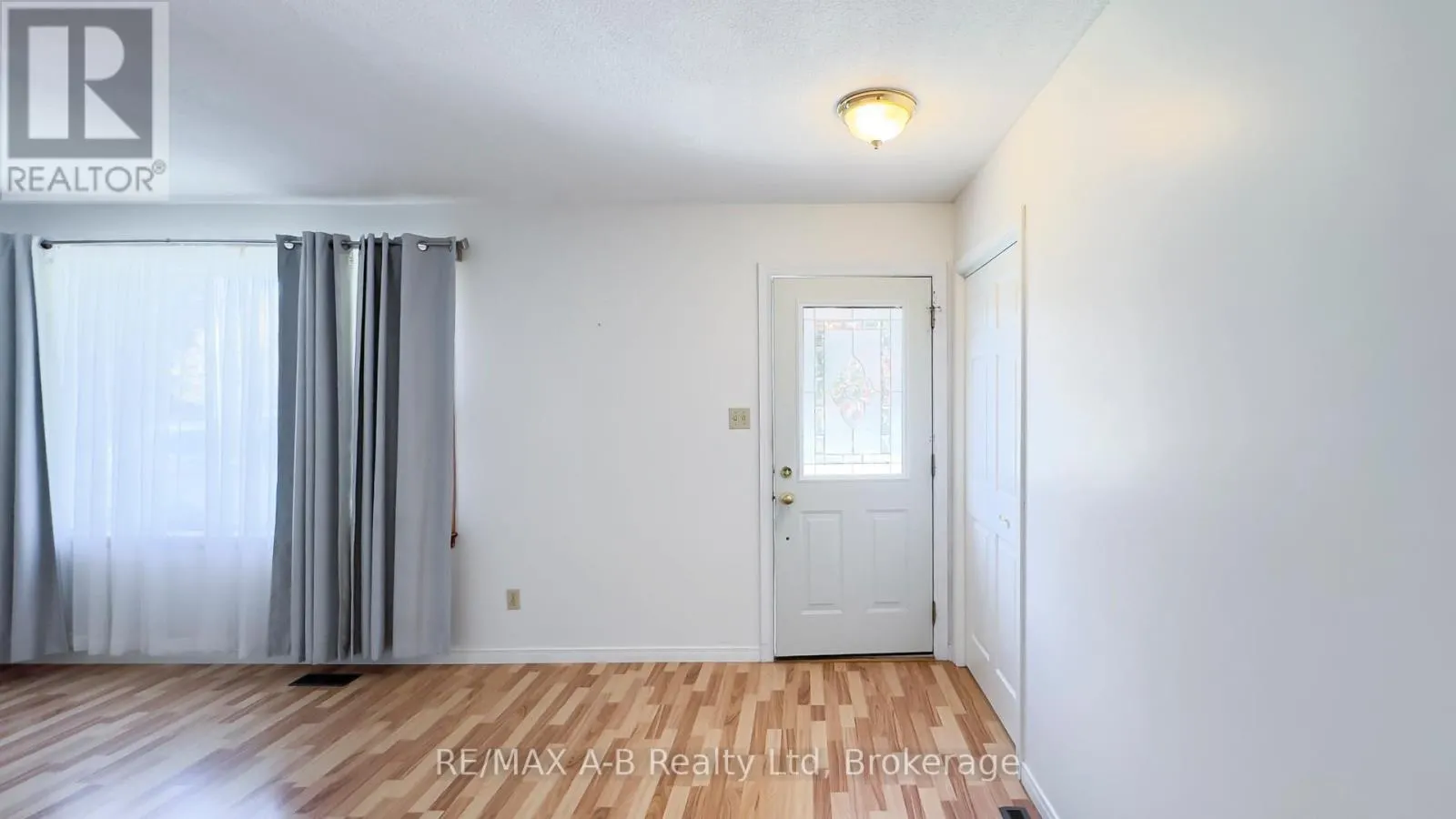 221 COULTON DRIVE