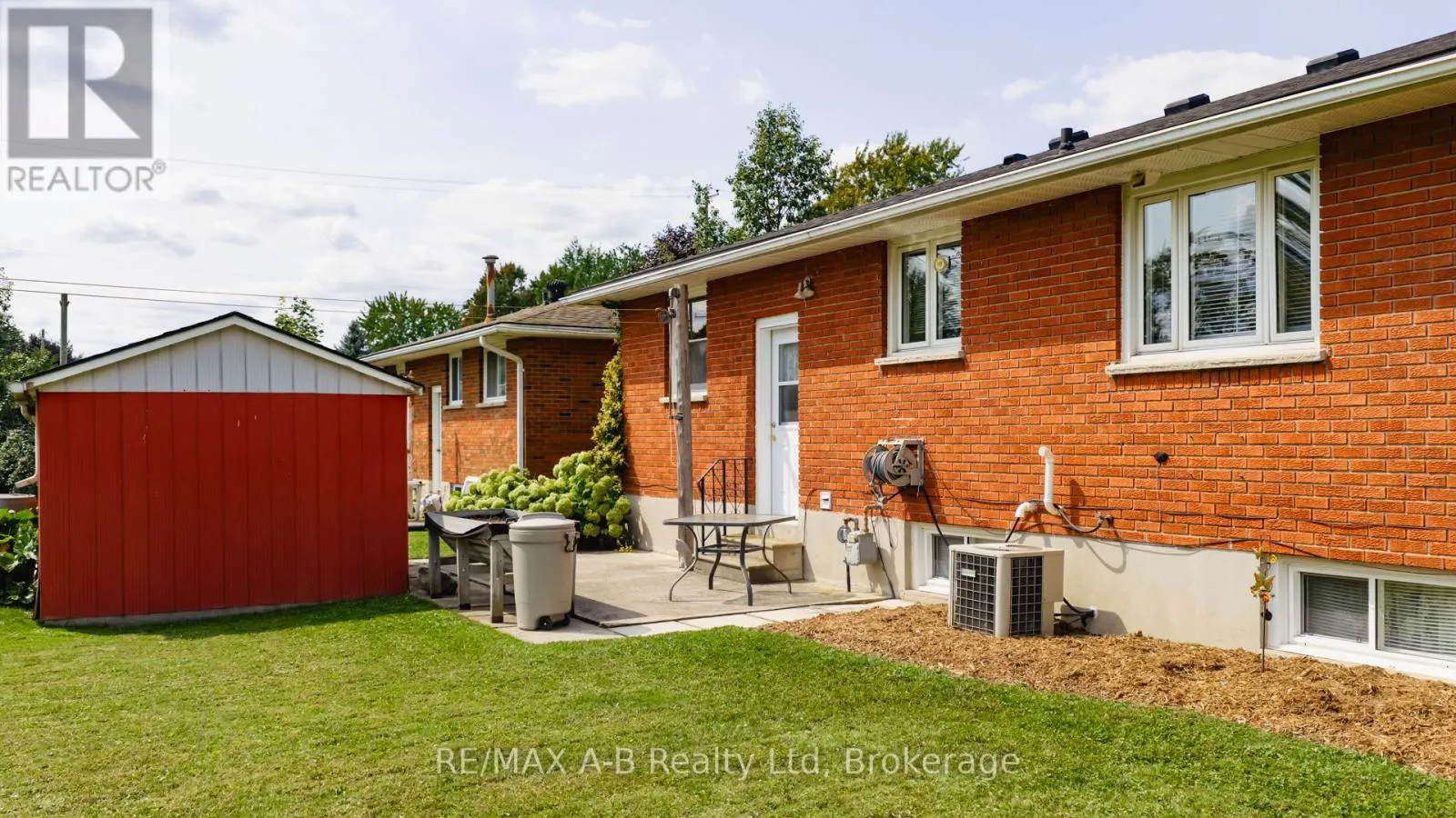 221 COULTON DRIVE