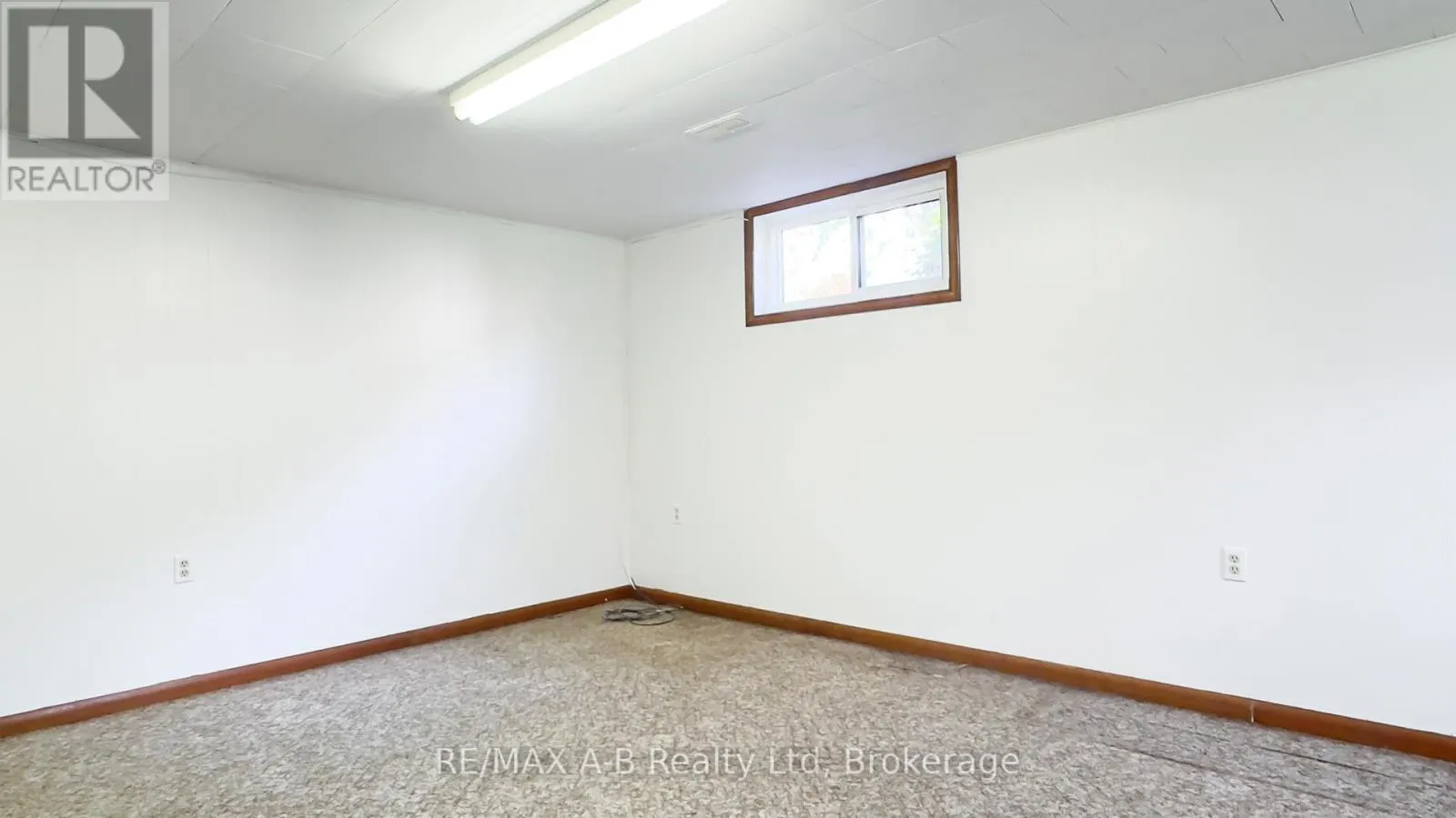 221 COULTON DRIVE