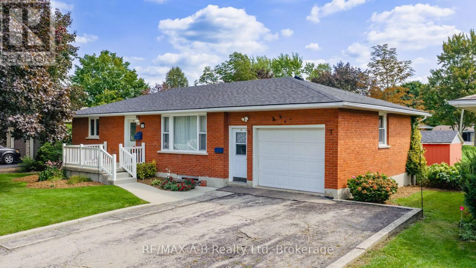 221 COULTON DRIVE