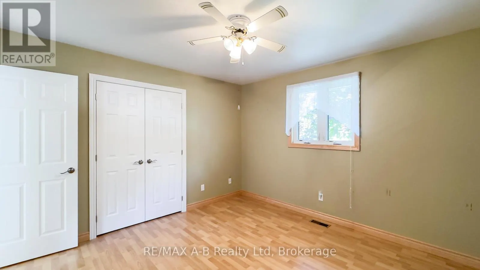 221 COULTON DRIVE