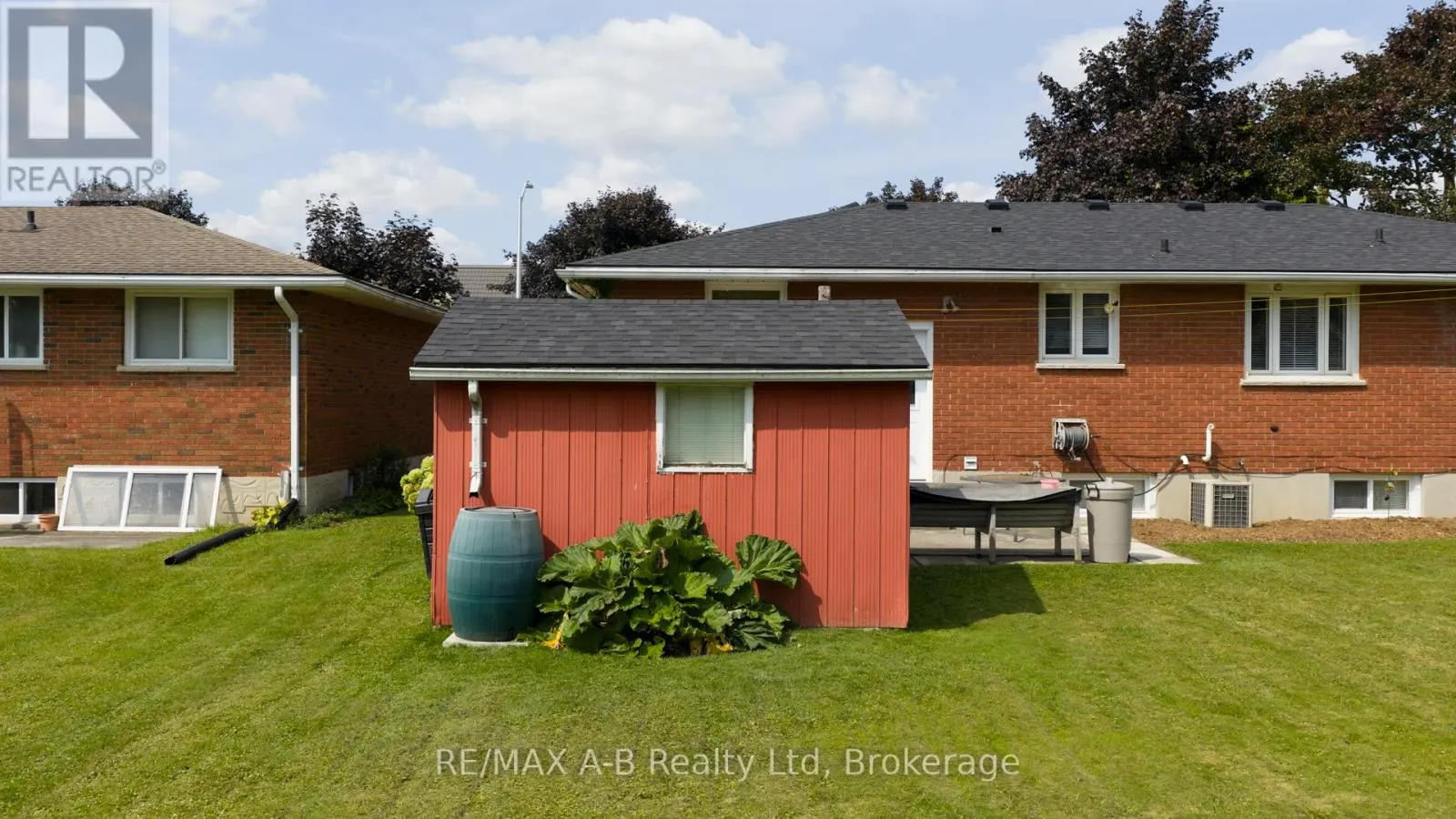 221 COULTON DRIVE