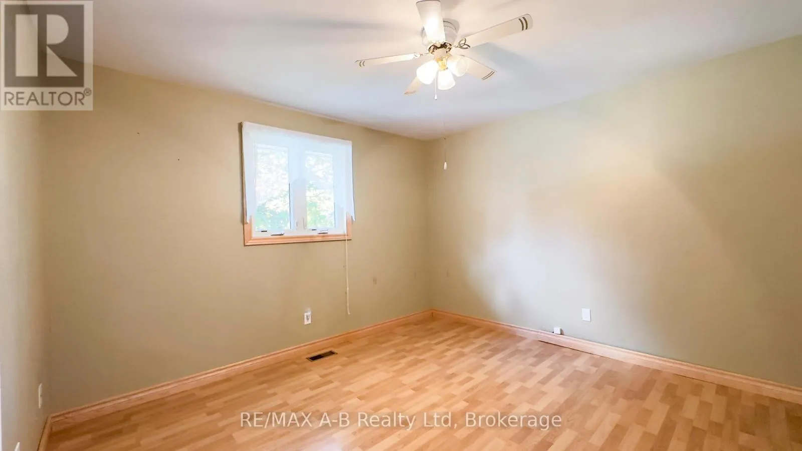 221 COULTON DRIVE