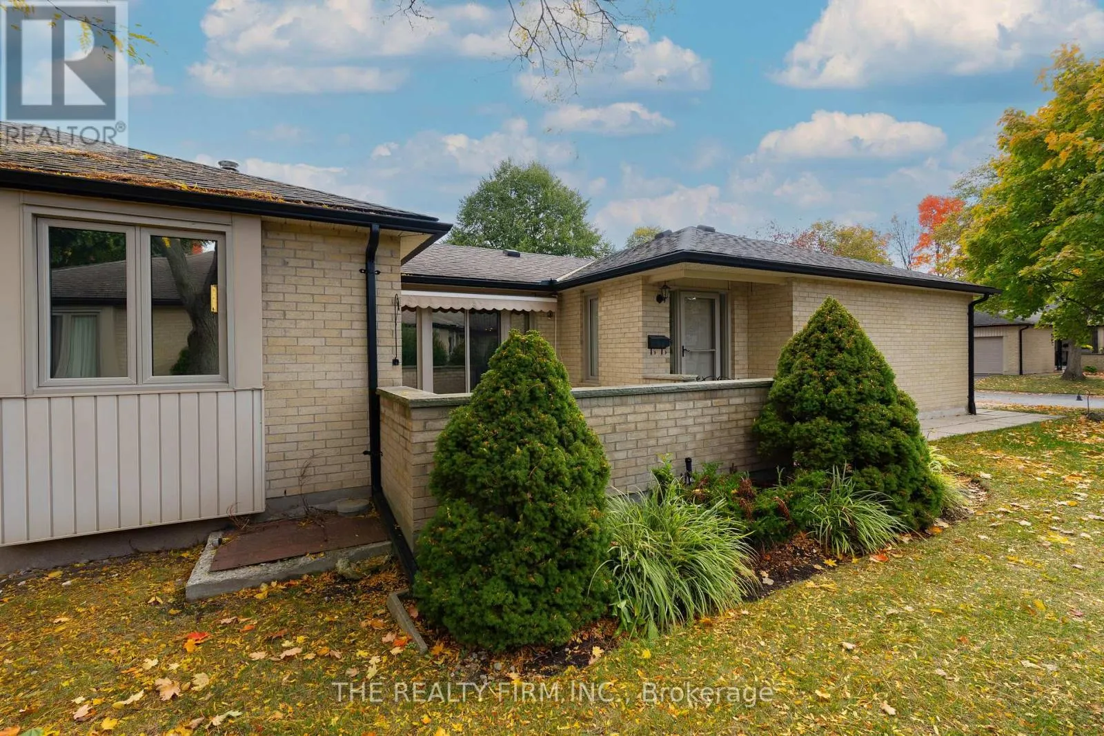 27 - 93 PINE VALLEY GATE, #27