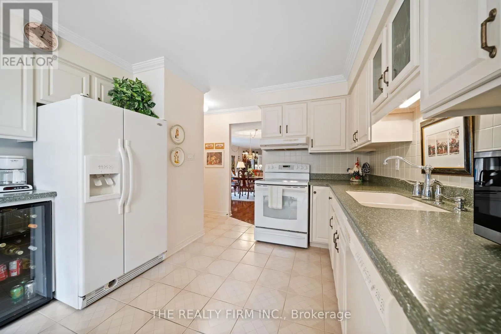 27 - 93 PINE VALLEY GATE, #27