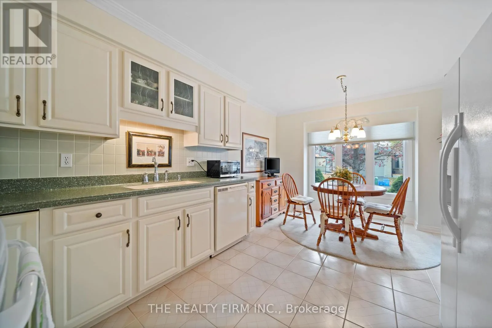 27 - 93 PINE VALLEY GATE, #27