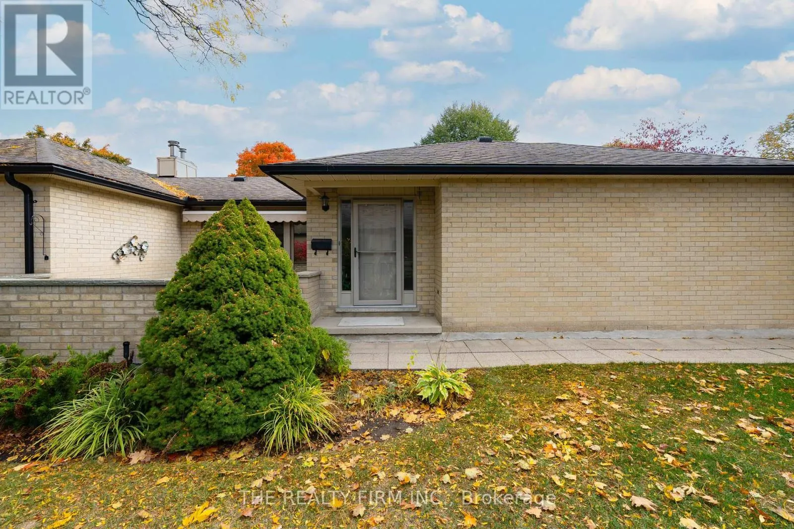 27 - 93 PINE VALLEY GATE, #27