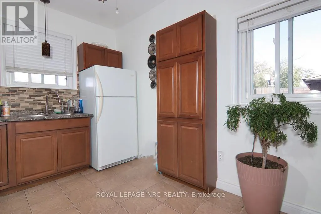 5192 HAMILTON STREET