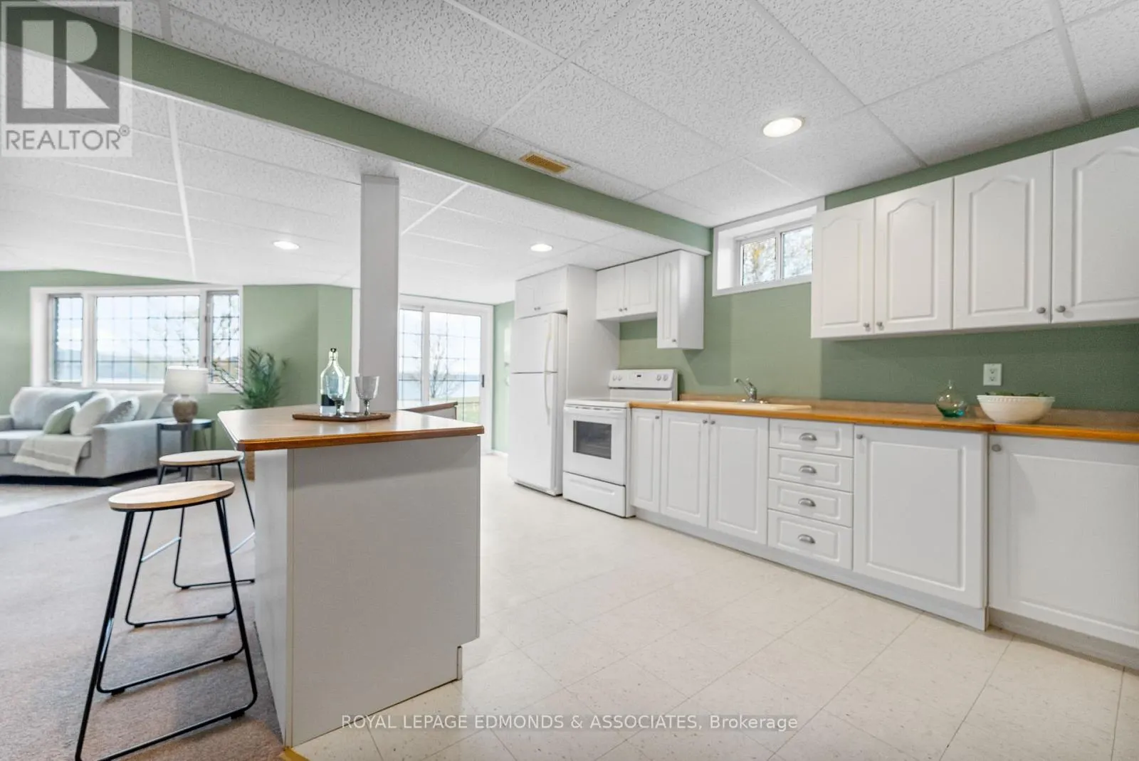 193 FINNERTY ROAD
