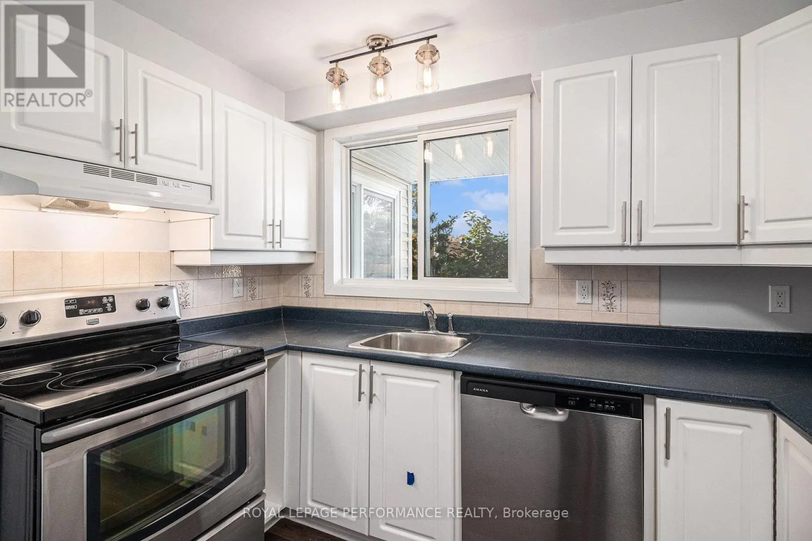 209 - 6470 BILBERRY DRIVE