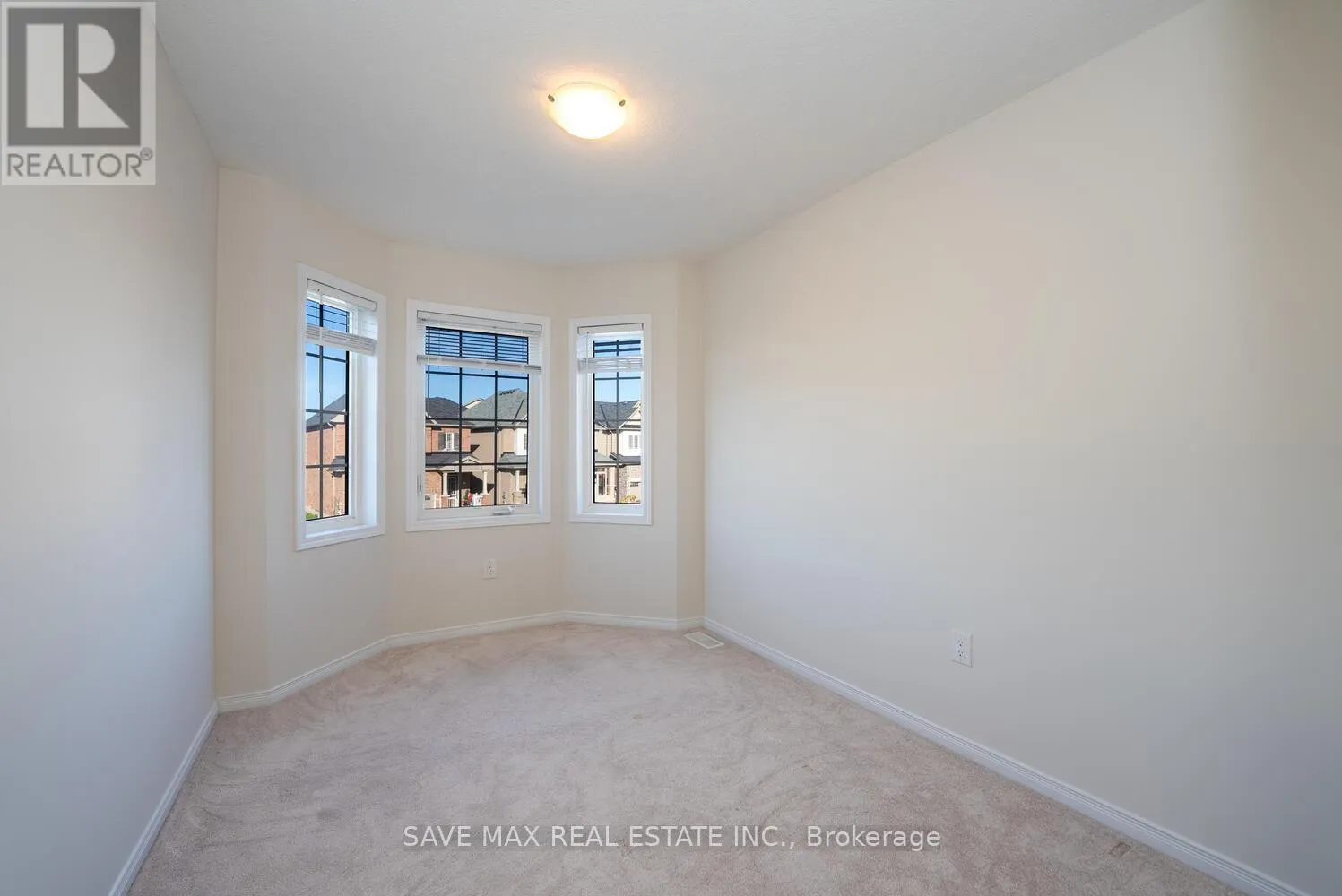 MAIN AND SECOND - 27 BLACKSMITH DRIVE