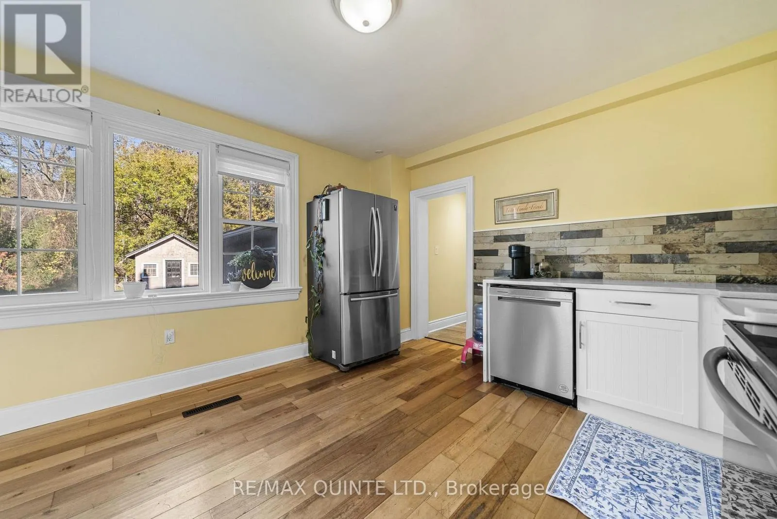 562 TRENTON FRANKFORD ROAD