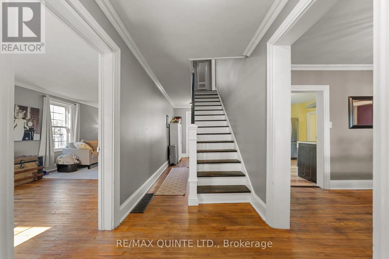 562 TRENTON FRANKFORD ROAD