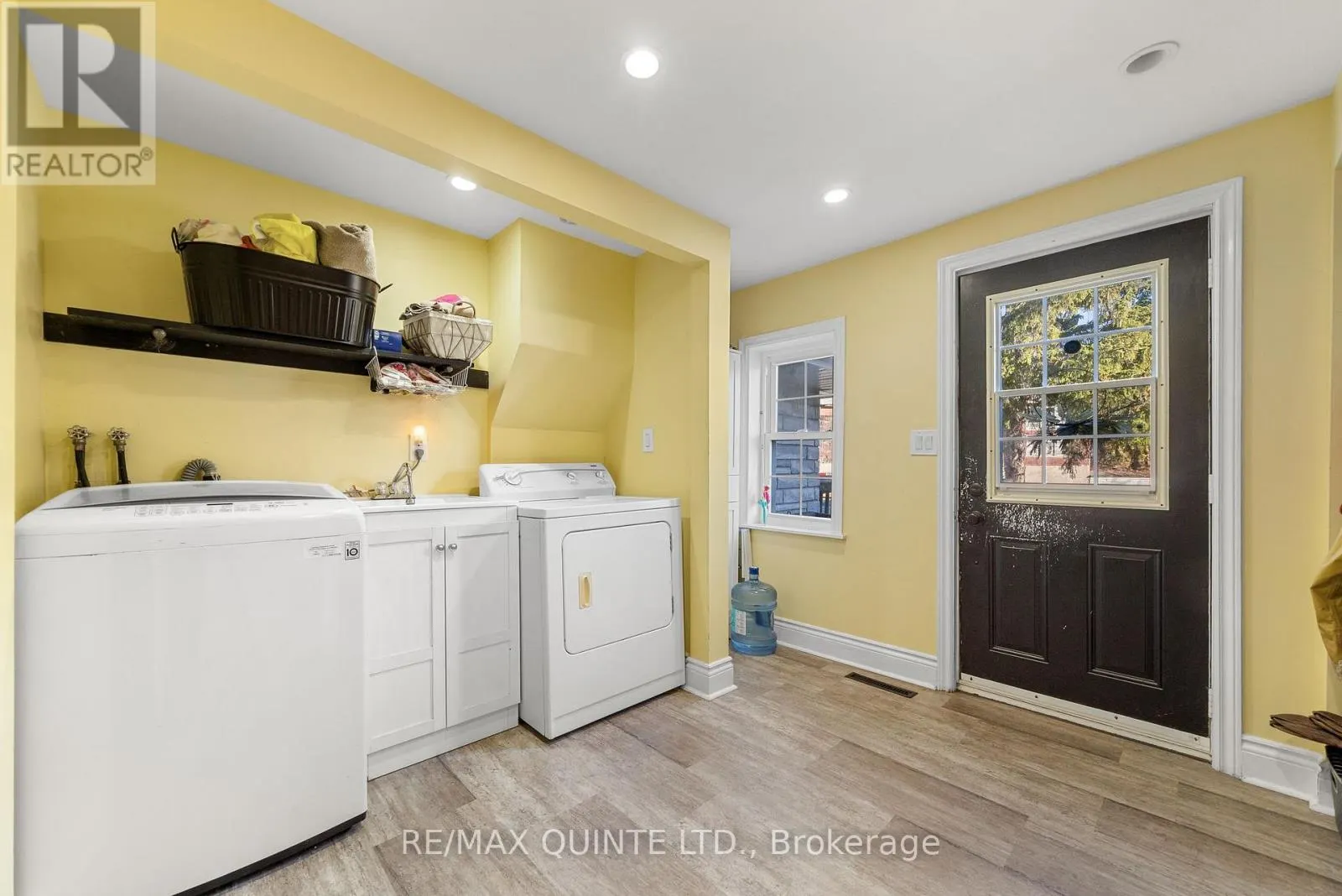 562 TRENTON FRANKFORD ROAD