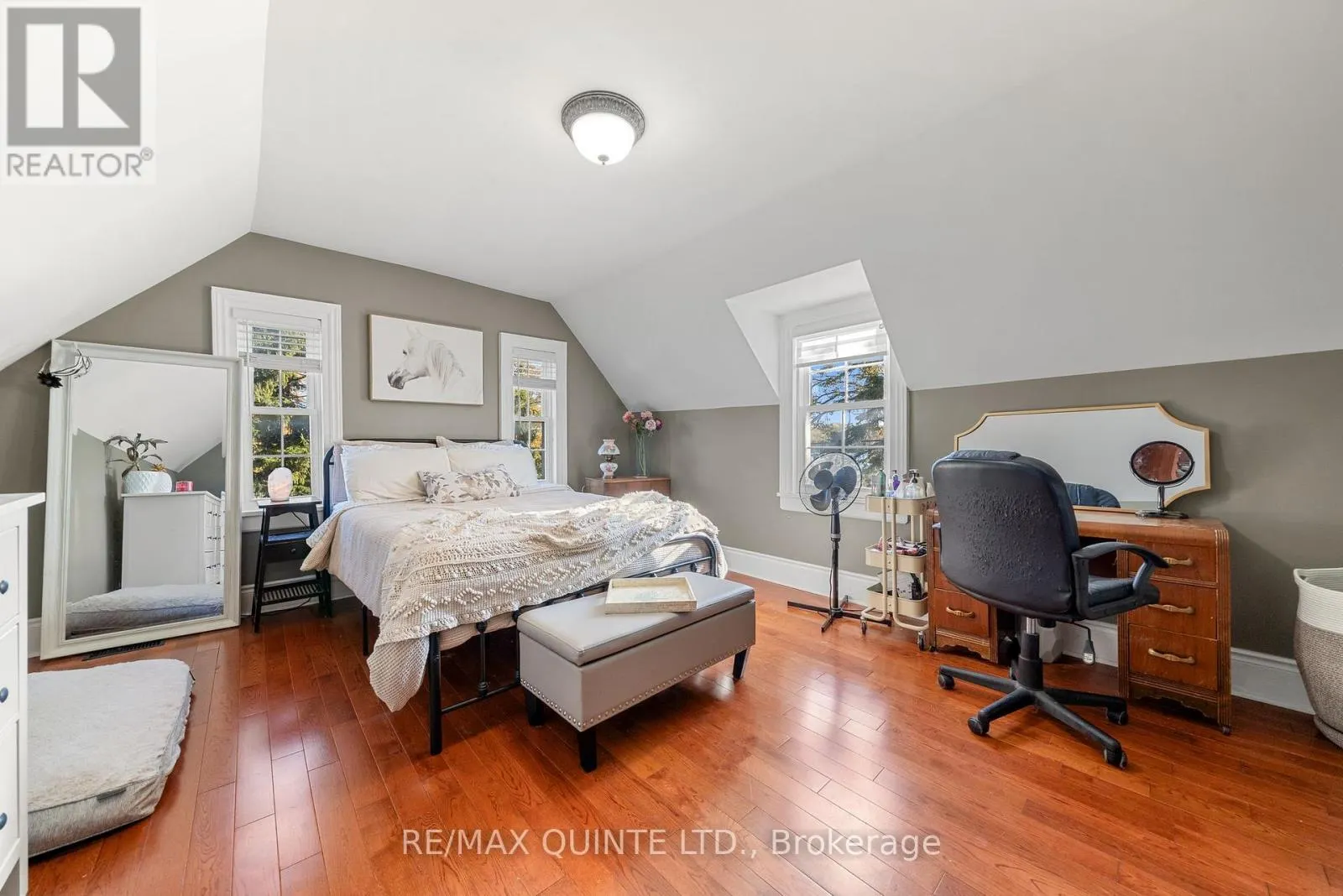 562 TRENTON FRANKFORD ROAD