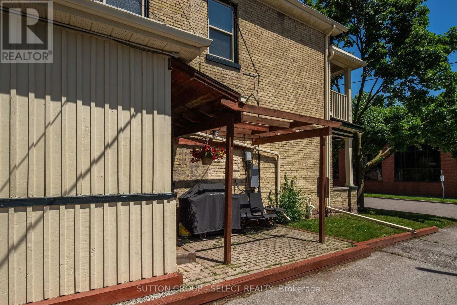 344 HARVARD STREET