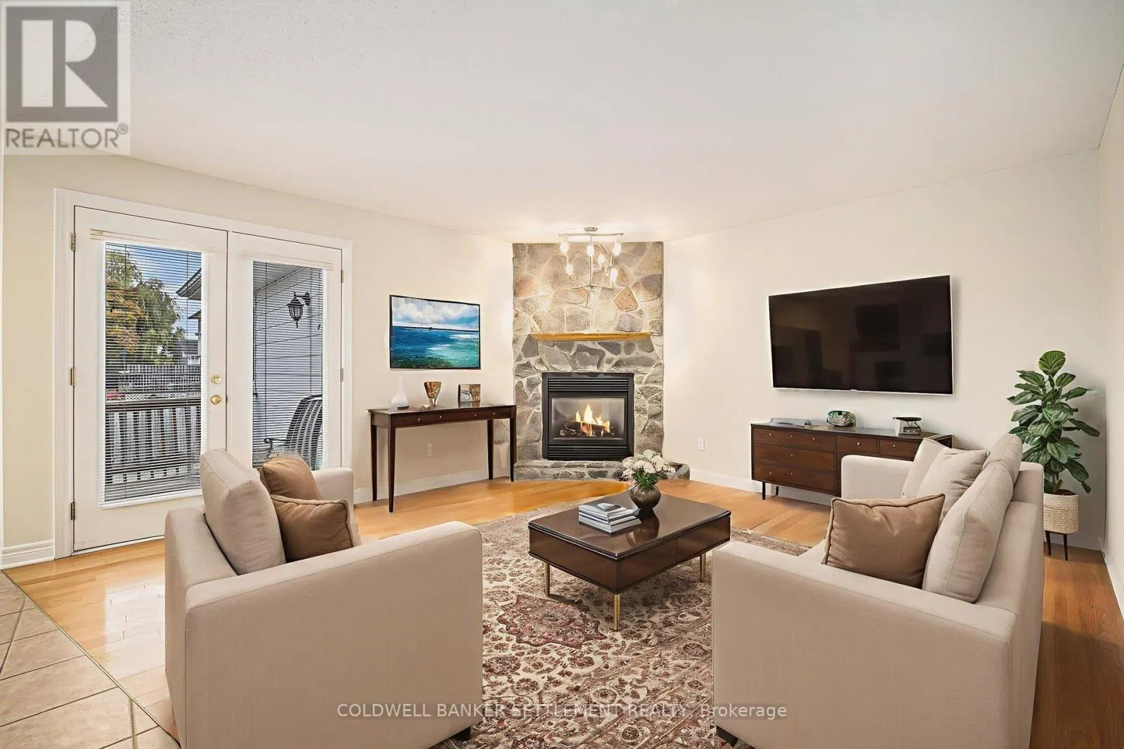 4 TREELAWN BOULEVARD