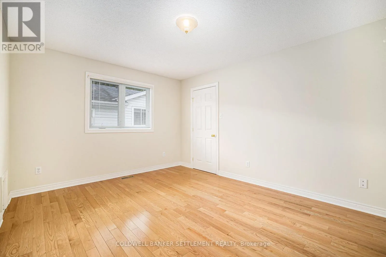 4 TREELAWN BOULEVARD