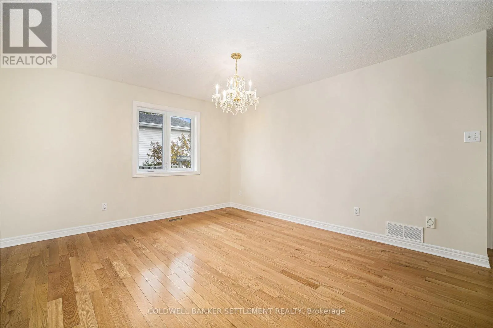 4 TREELAWN BOULEVARD