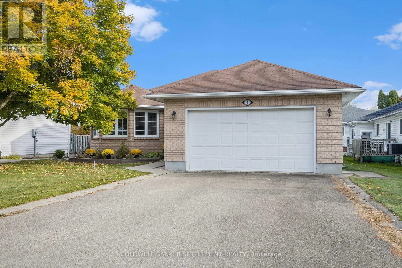 4 TREELAWN BOULEVARD