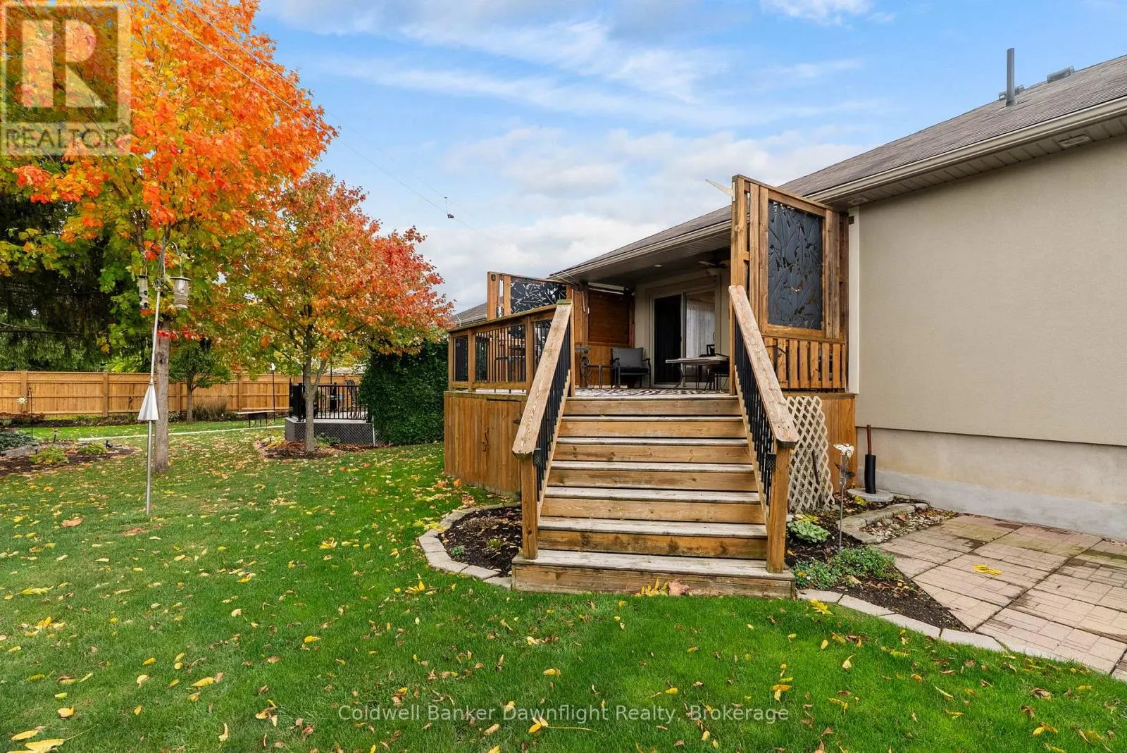 86 HURON STREET W