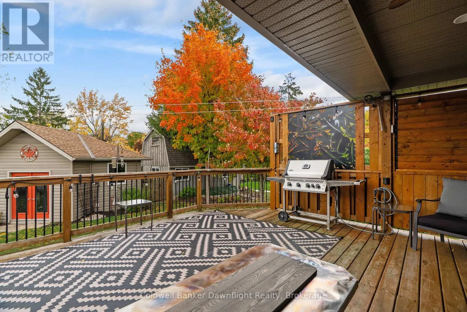 86 HURON STREET W