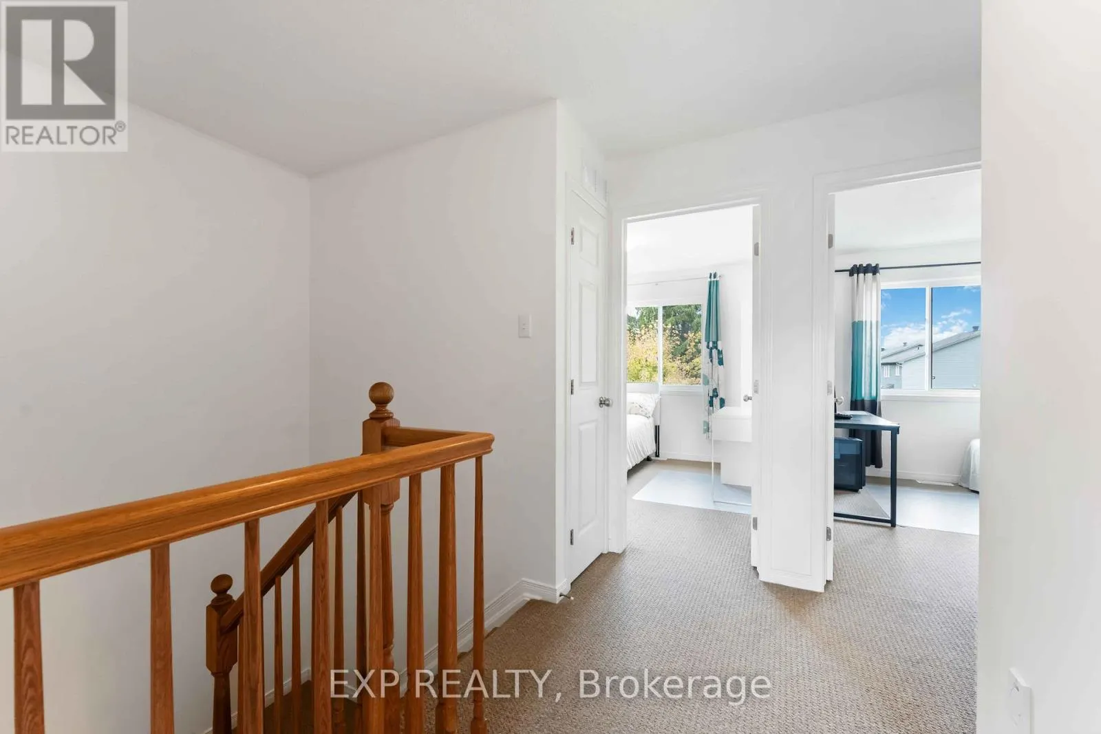 438 HARESFIELD COURT