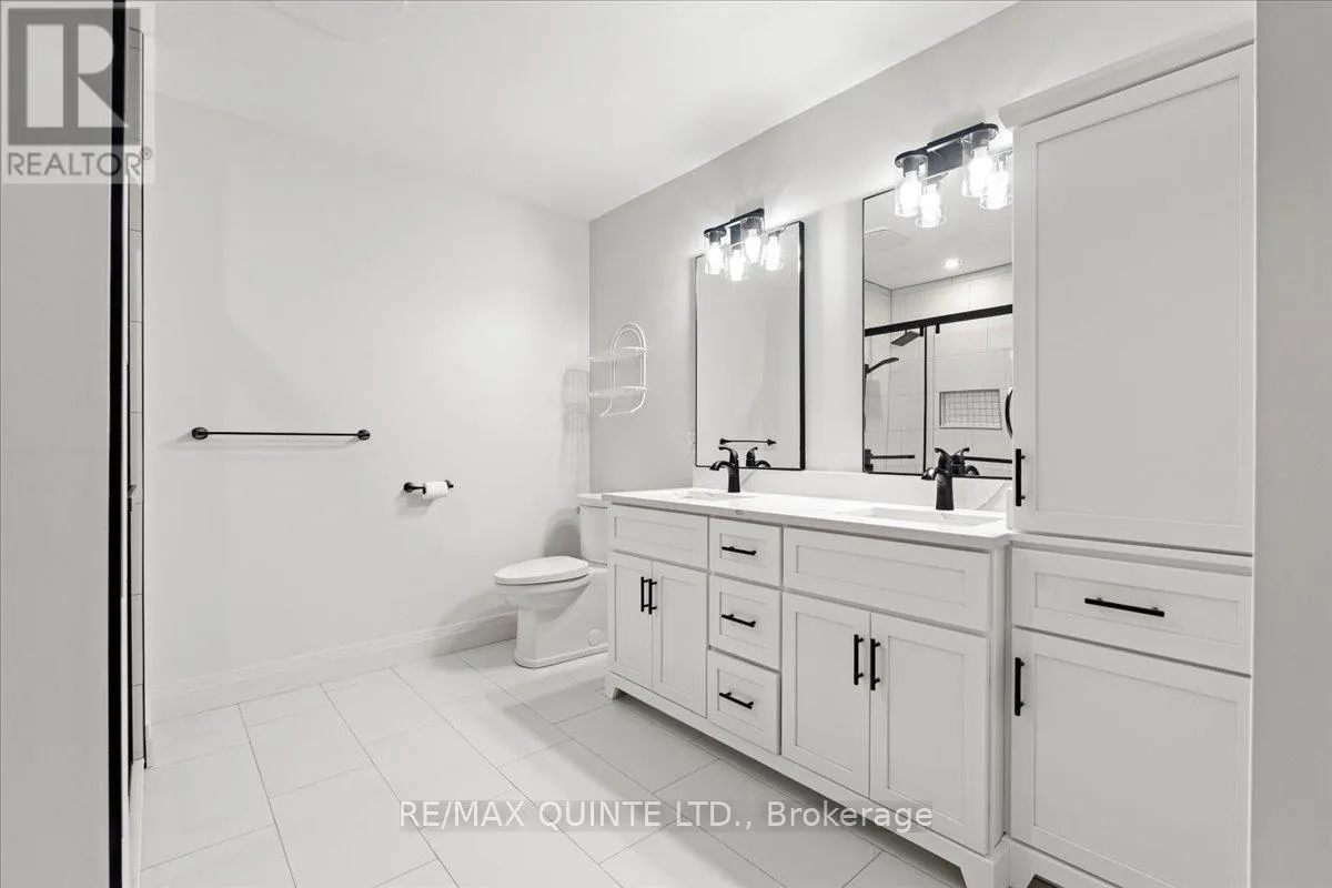 321 - 8 TALBOT STREET, #321