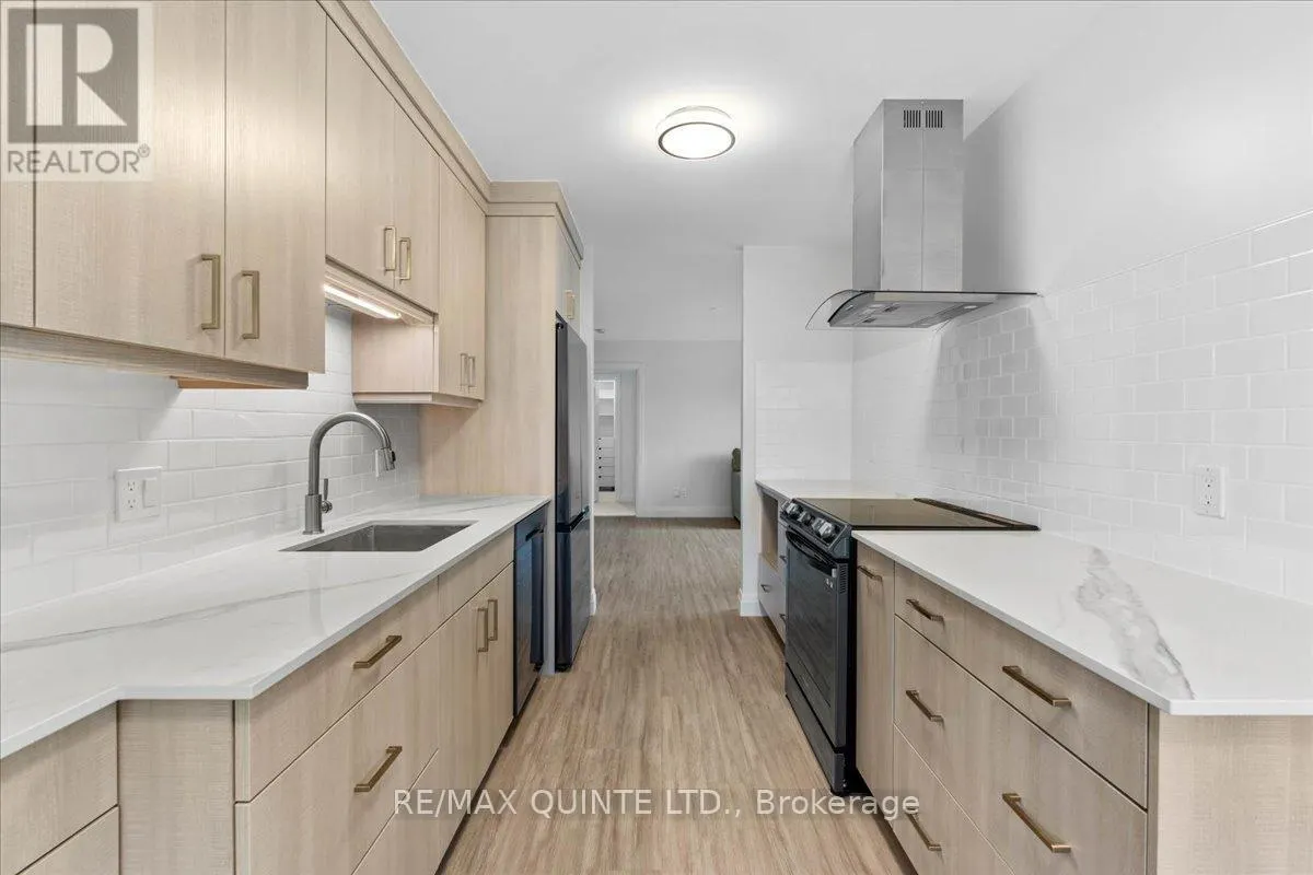 321 - 8 TALBOT STREET, #321