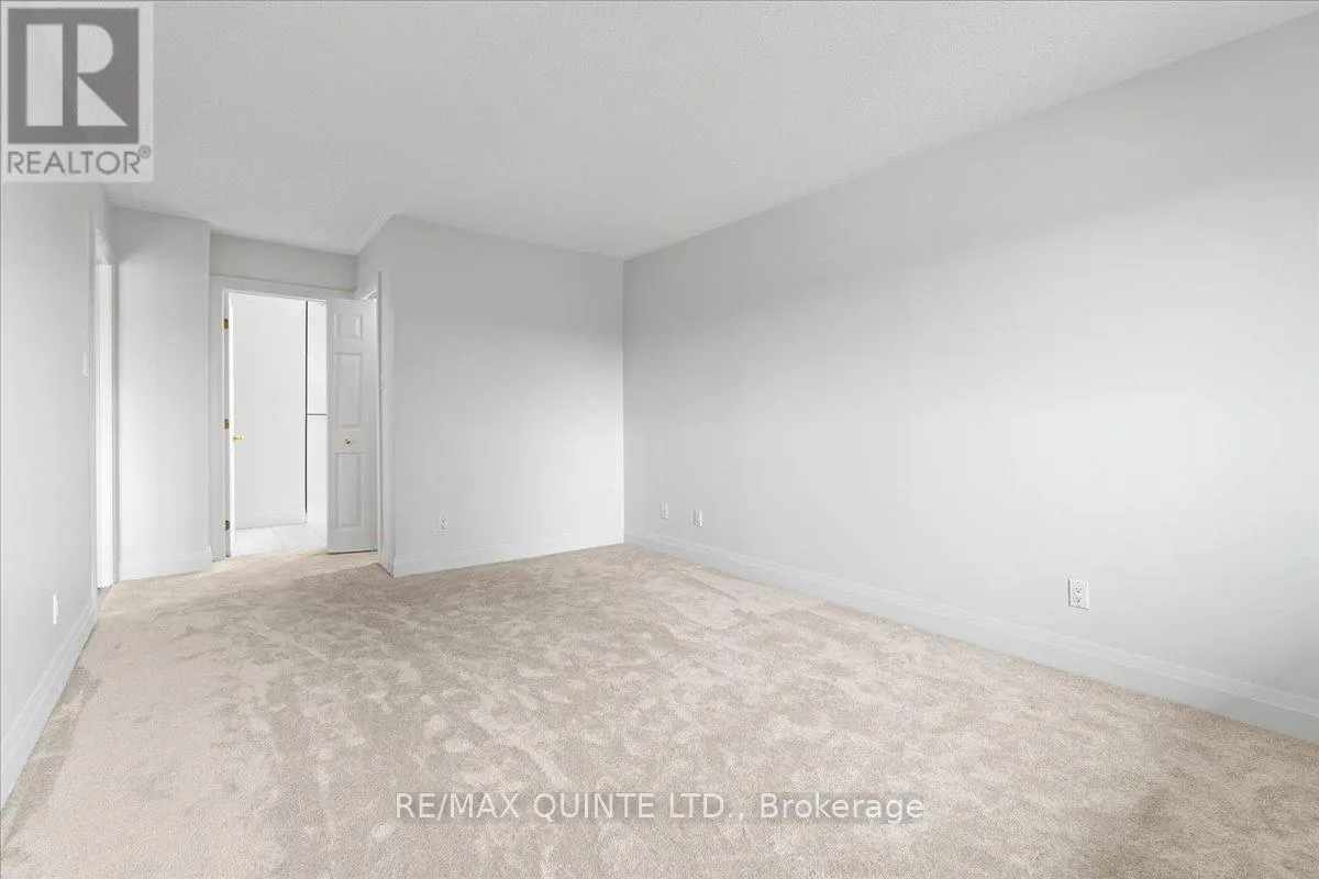 321 - 8 TALBOT STREET, #321