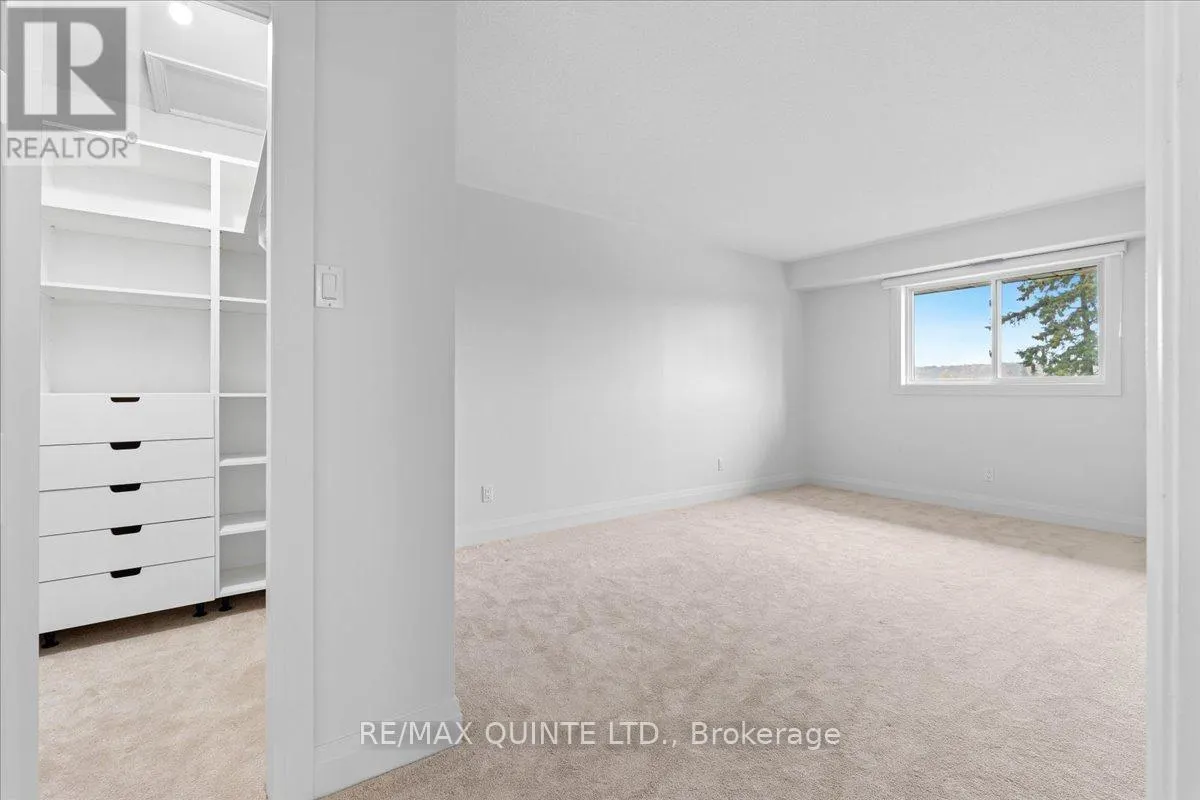 321 - 8 TALBOT STREET, #321