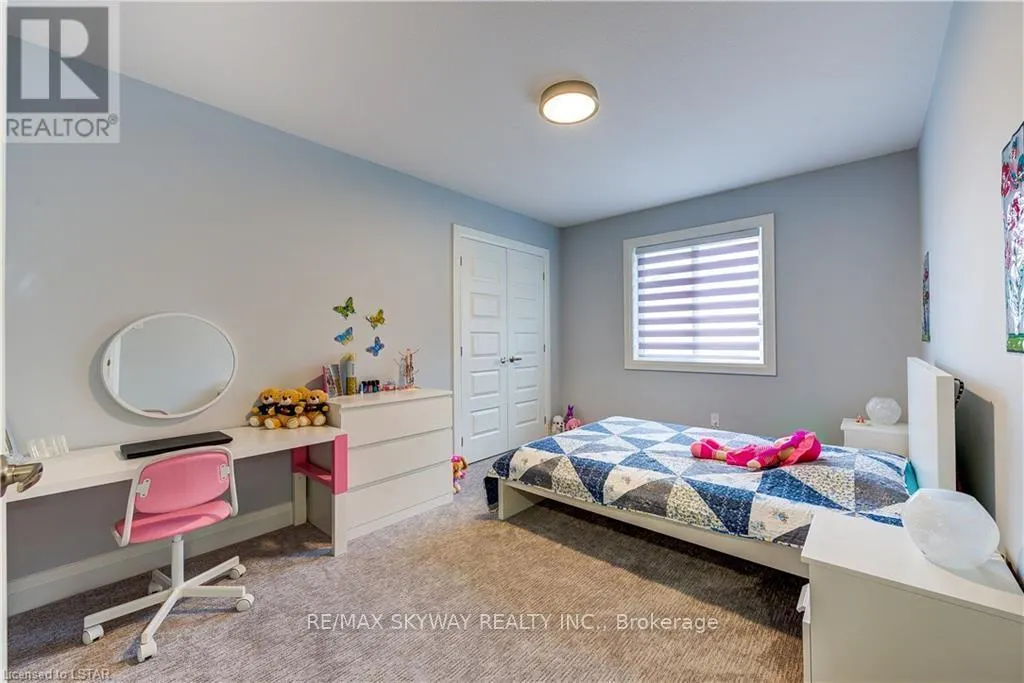 1774 BRUNSON WAY