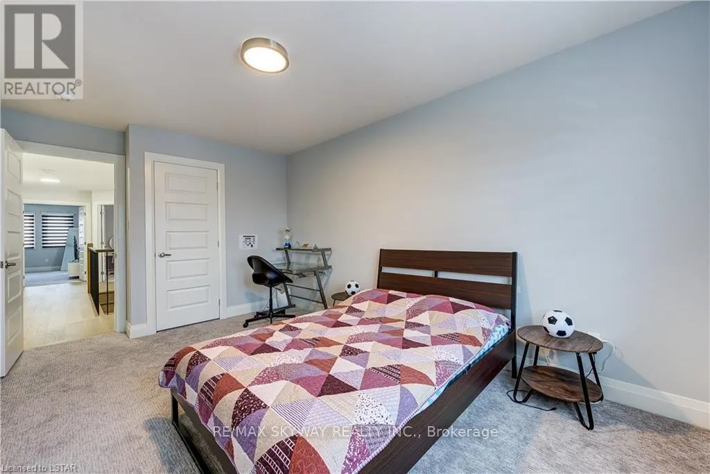 1774 BRUNSON WAY