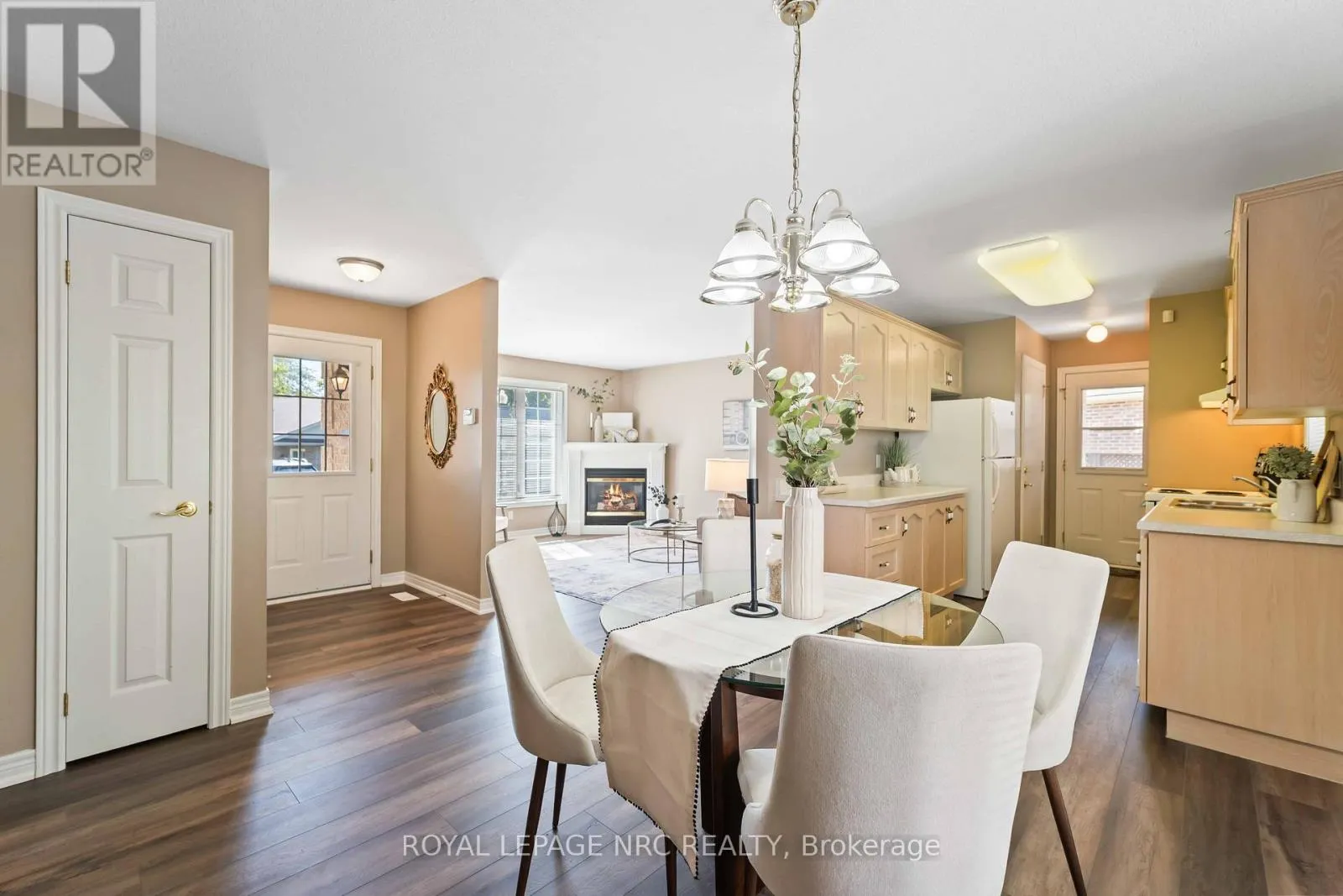 3900 RAINBOW LANE
