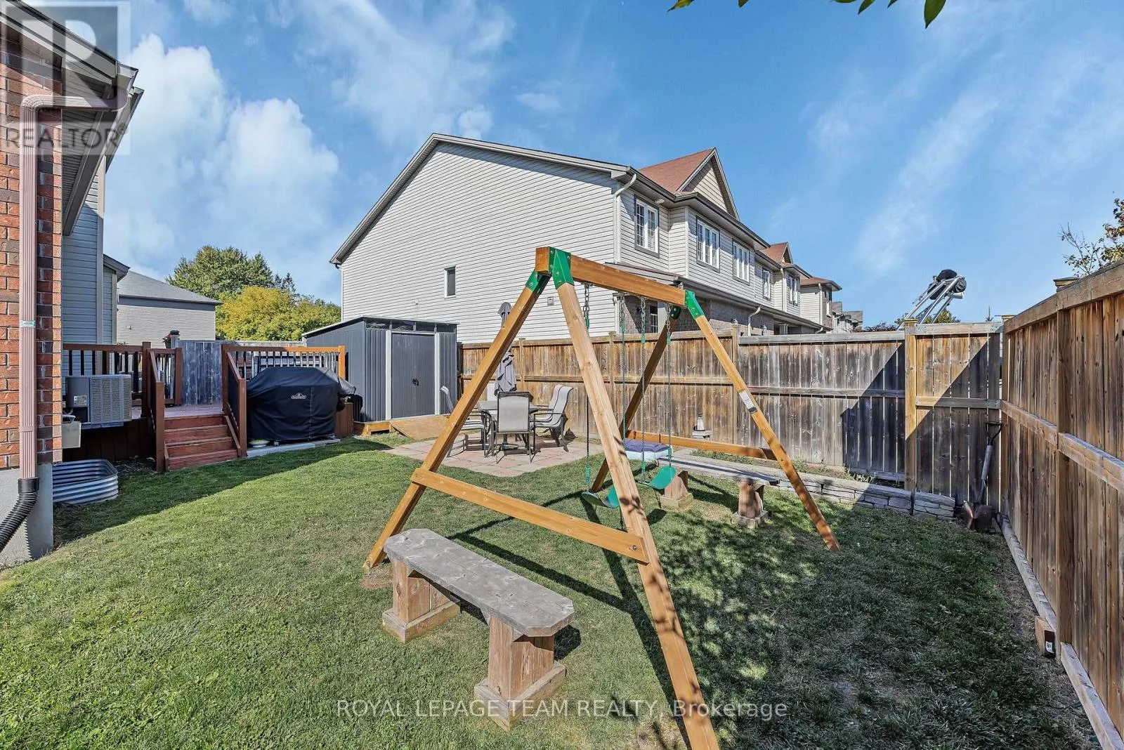 430 HARESFIELD COURT